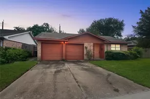 5410 Bungalow Ln, Houston, TX 77048 - Photo 2