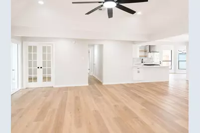 15410 Rio Plaza Drive, Houston, TX 77083 - Photo 8