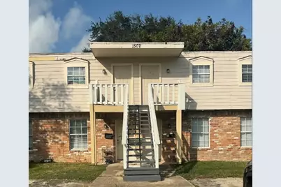 1502 Oleander Dr, La Marque, TX 77568 - Photo 1