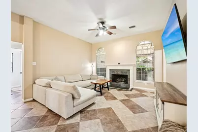 124 Crimson Bay Drive, League City, TX 77573 - Photo 8