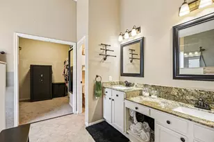 124 Crimson Bay Dr, League City, TX 77573 - Photo 22