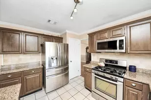 7607 Plumtree Forest Cir Circle, Houston, TX 77095 - Photo 18