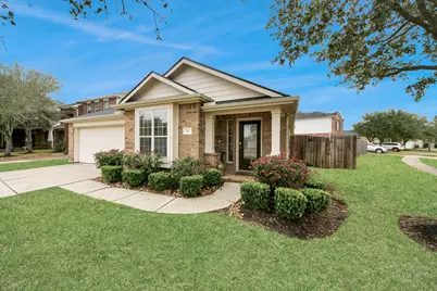 2507 Cypress Springs Court, Pearland, TX 77584 - Photo 2