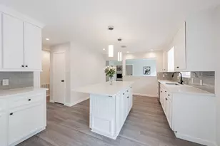 6215 Portal Dr, Houston, TX 77096 - Photo 14