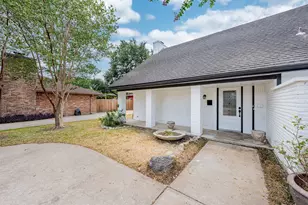 6215 Portal Dr, Houston, TX 77096 - Photo 4