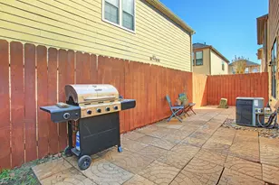 1364 Studer St, Houston, TX 77007 - Photo 20