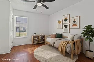 317-319 E B St, La Porte, TX 77571 - Photo 10