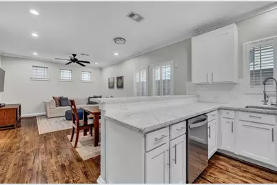 5832 Darling Street #5, Houston, TX 77007 - Photo 14