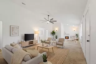 218 Oxford Dr, Conroe, TX 77303 - Photo 6