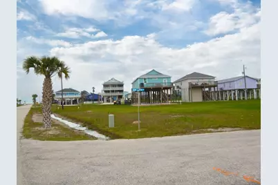 12922 Jean Lafitte Drive, Freeport, TX 77541 - Photo 2
