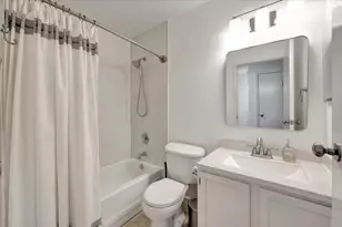 17287 Saturn Ln, Houston, TX 77058 - Photo 38