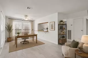 17287 Saturn Ln, Houston, TX 77058 - Photo 6
