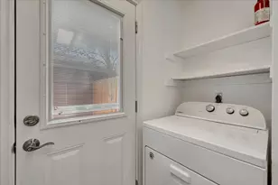 17287 Saturn Ln, Houston, TX 77058 - Photo 18