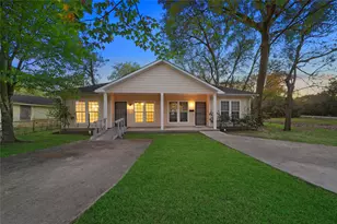 5502 Finch St, Houston, TX 77028 - Photo 2