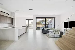 1730 Bayram Dr, Houston, TX 77055 - Photo 14