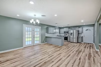 824 S 37th Street, Nederland, TX 77627 - Photo 4