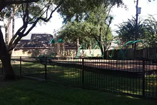 16035 Hollow Rock Dr, Houston, TX 77070 - Photo 22