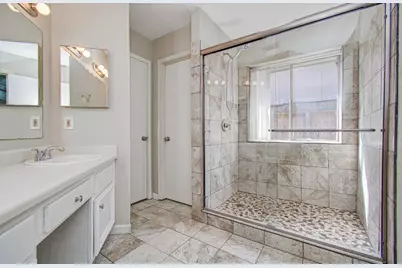 16035 Hollow Rock Drive, Houston, TX 77070 - Photo 20