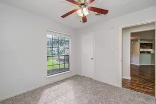 16035 Hollow Rock Dr, Houston, TX 77070 - Photo 10