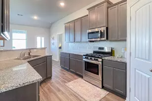 1115 Brahma Cir, East Bernard, TX 77435 - Photo 8