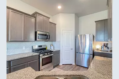 1115 Brahma Circle, East Bernard, TX 77435 - Photo 6