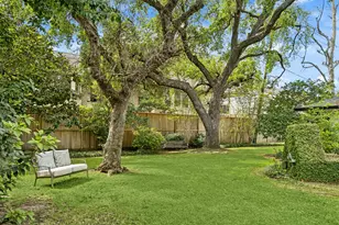 1902 Chimney Rock, Houston, TX 77056 - Photo 36