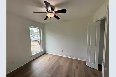 1100 N Heron Drive, Seabrook, TX 77586 - Photo 6