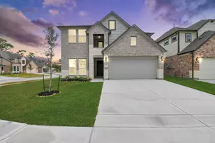 12042 Maple Oak Dr, Houston, TX 77066 - Photo 1