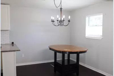 407 Tamarind Street, Lake Jackson, TX 77566 - Photo 10
