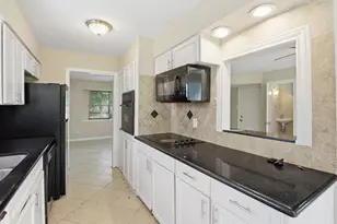6046 W Airport Blvd, Houston, TX 77035 - Photo 16