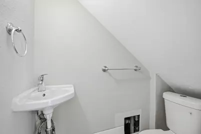 6046 W Airport Boulevard, Houston, TX 77035 - Photo 28