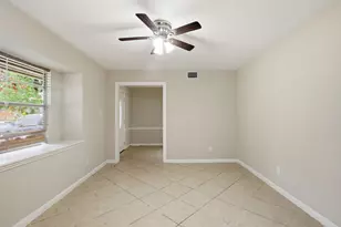 6046 W Airport Blvd, Houston, TX 77035 - Photo 18