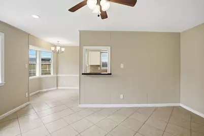 6046 W Airport Boulevard, Houston, TX 77035 - Photo 10
