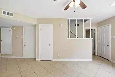 6046 W Airport Boulevard, Houston, TX 77035 - Photo 6