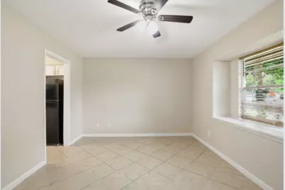 6046 W Airport Boulevard, Houston, TX 77035 - Photo 16