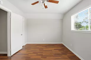 6046 W Airport Blvd, Houston, TX 77035 - Photo 26