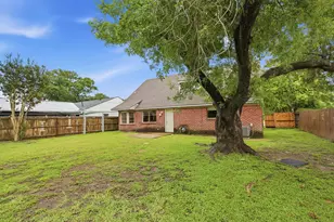 6046 W Airport Blvd, Houston, TX 77035 - Photo 32