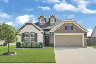 207 San Marcos Dr, Baytown, TX 77523 - Photo 1