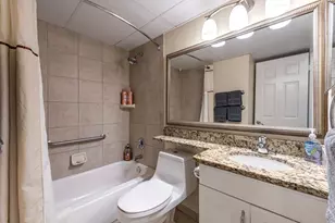 6102 Seawall Blvd, Galveston, TX 77551 - Photo 14