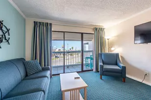 6102 Seawall Blvd, Galveston, TX 77551 - Photo 2