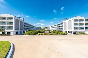 6102 Seawall Blvd, Galveston, TX 77551 - Photo 36