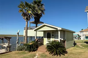 1283 County Rd 230, Sargent, TX 77414 - Photo 34