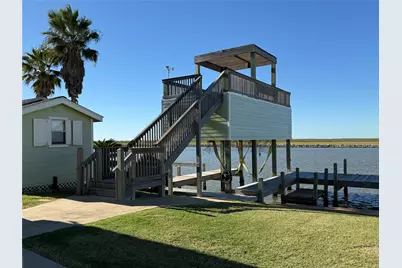 1283 County Road 230, Sargent, TX 77414 - Photo 4