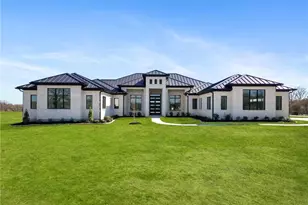 4558 Hicks Ln, Bryan, TX 77845 - Photo 1