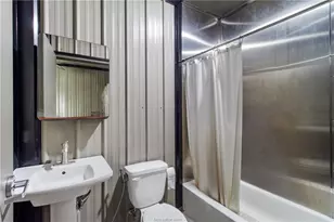 4558 Hicks Ln, Bryan, TX 77845 - Photo 46