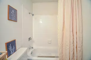 17401 Red Oak Dr, Houston, TX 77090 - Photo 16