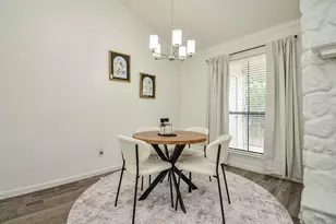17401 Red Oak Dr, Houston, TX 77090 - Photo 4