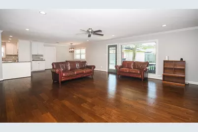 5422 Rutherglenn Drive, Houston, TX 77096 - Photo 12