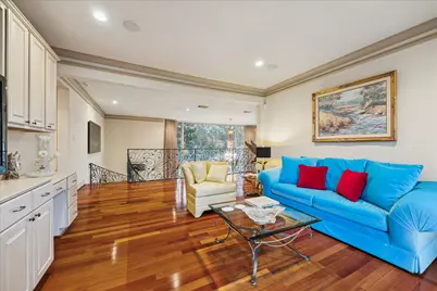 24 E Shady Lane, Houston, TX 77063 - Photo 32