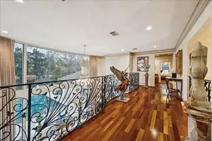 24 E Shady Ln, Houston, TX 77063 - Photo 30